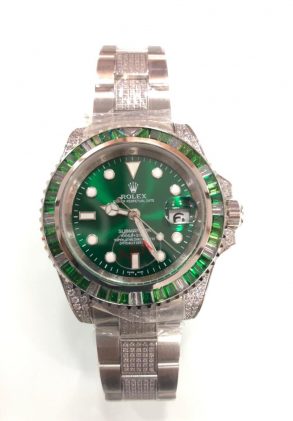 Iced Out submariner hulk AAA replica