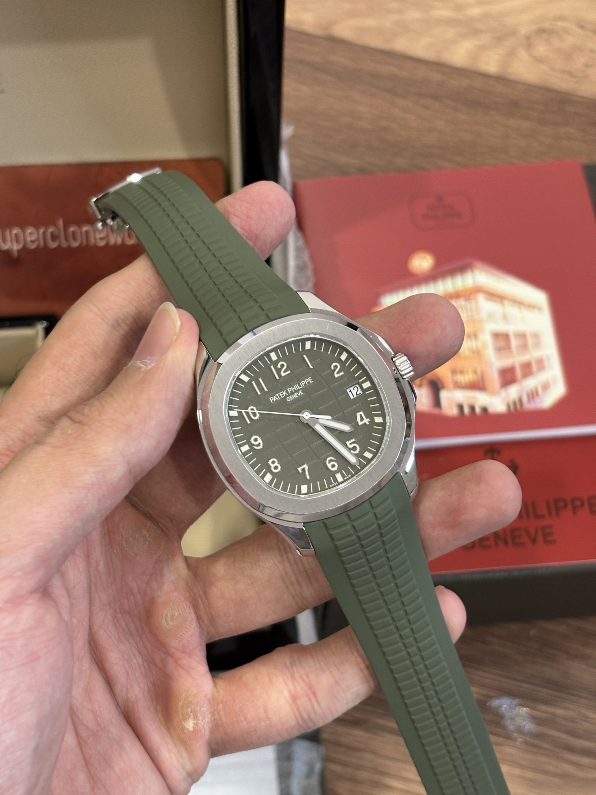 Fake Patek Philippe Aquanaut 5168G Olive Green Swiss Movement