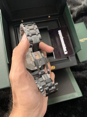 Audemars Piguet Royal Oak Black Ref 26238 Offshore Beast Clone 4404 Movement Replica