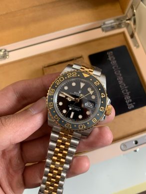 Rolex GMT Master II Two-Tone Jubilee Yellow Gold 126713GRNR 2023 Replica