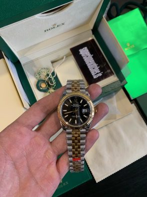 Clone Rolex Datejust Jubilee Two Tone Yellow Gold Black Dial Swiss Movement