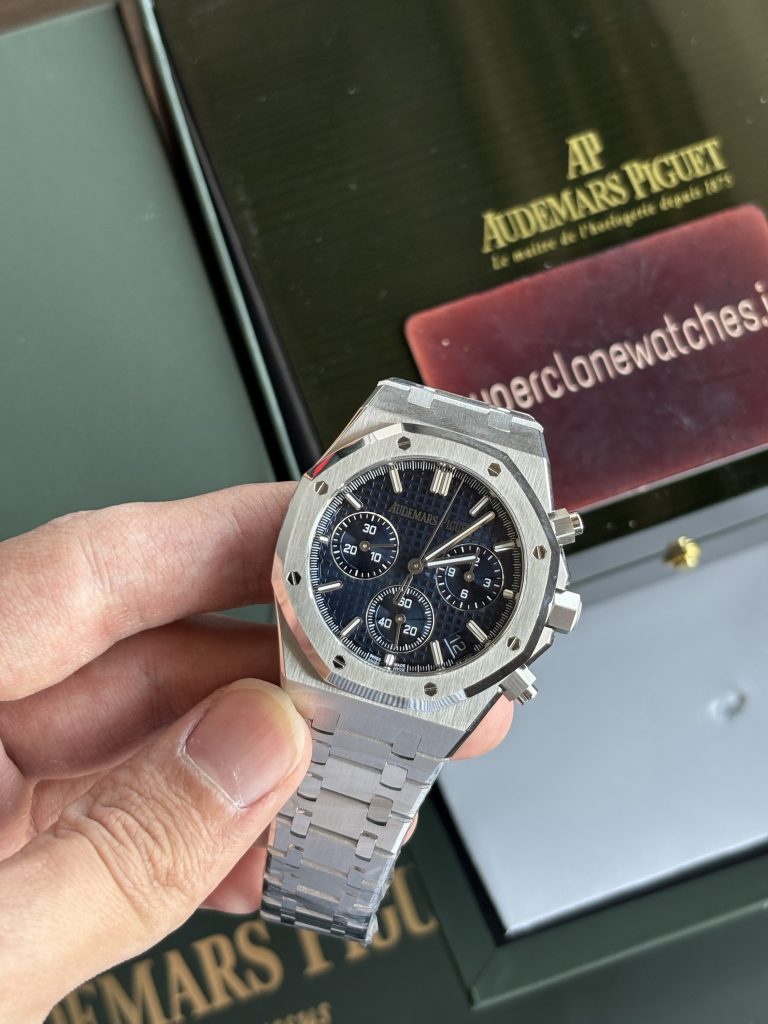 Audemars Piguet Replica Royal Oak Ref.26240 Stainless Steel Blue Dial Chrono 4401 Clone Movement